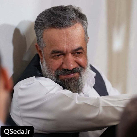 دانلود مداحی نم نم بارون میزنه رو گونه ام حاج محمود کریمی