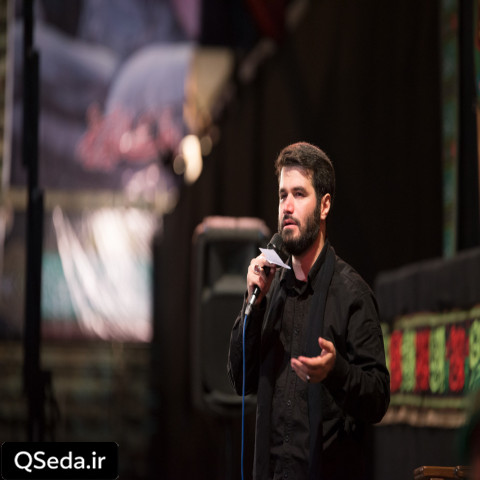 دانلود مداحی آروم آروم رو دستای رباب تاب میخوره میثم مطیعی